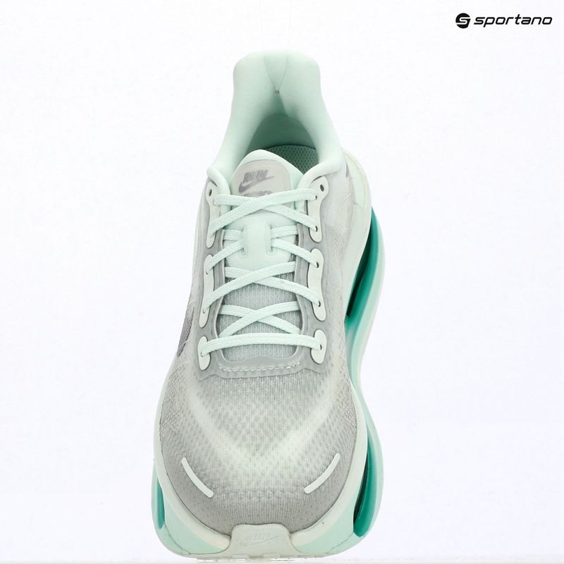 Női futócipő Nike Vomero Premium barely green/metallic silver 14