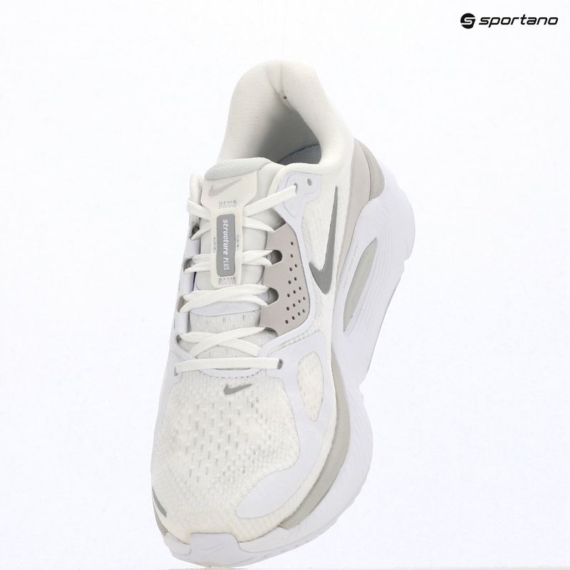 Női futócipő Nike Structure Plus white/photon dust/metallic silver 15