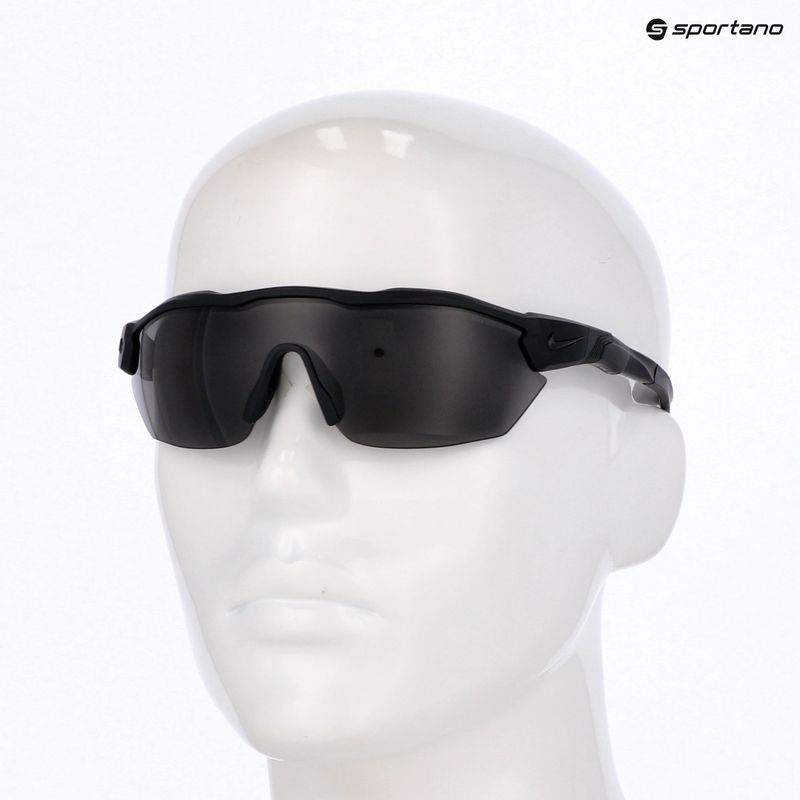 Férfi napszemüveg Nike Show X3 Elite L matte black/dark grey 7