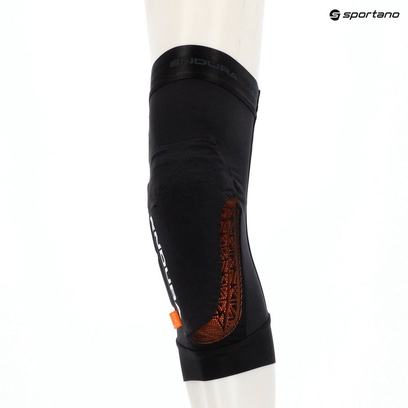 Kerékpáros térdvédő Endura MT500 D3O Ghost Knee Pad black 4
