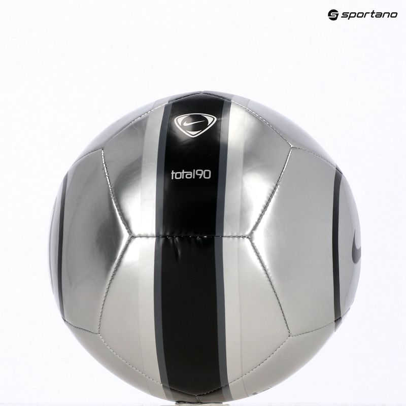 Focilabda Nike Academy T90 Metallic '26 metallic silver/black/black méret 4 5