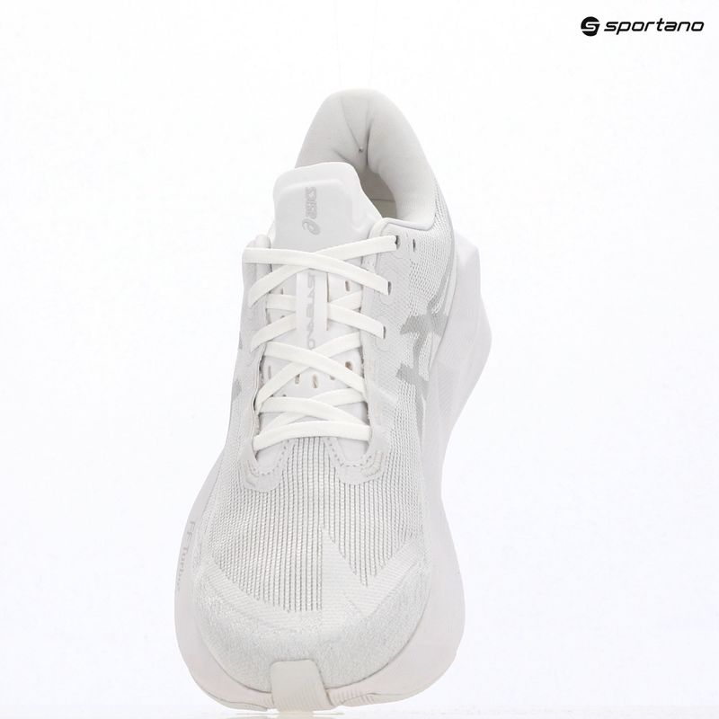Férfi futócipők ASICS Novablast 6 white/white 9