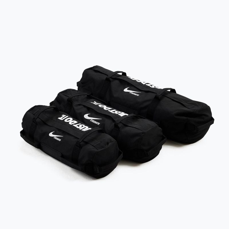 Edzészsák Nike Strength Sandbag black 6