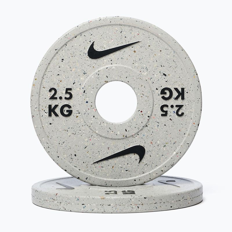 Terhelés Nike Strength Grind Change Plates 2 x 2,5 kg wolf grey