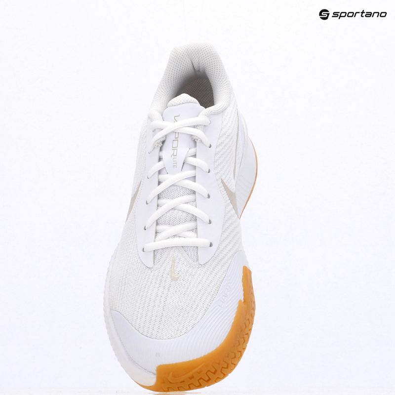 Férfi teniszcipő Nike Vapor Lite 3 White/Summit White/Light Orewood Brown 9