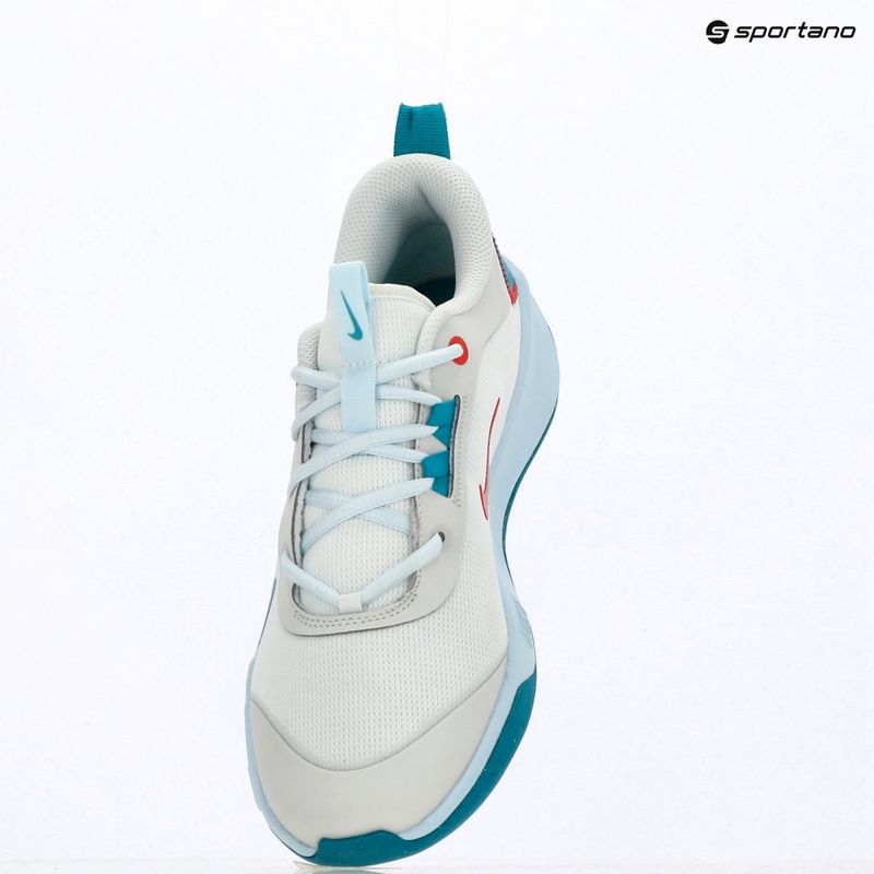 Gyermekcipő Nike Omni Multi-Court off white/energy/glacier blue 10