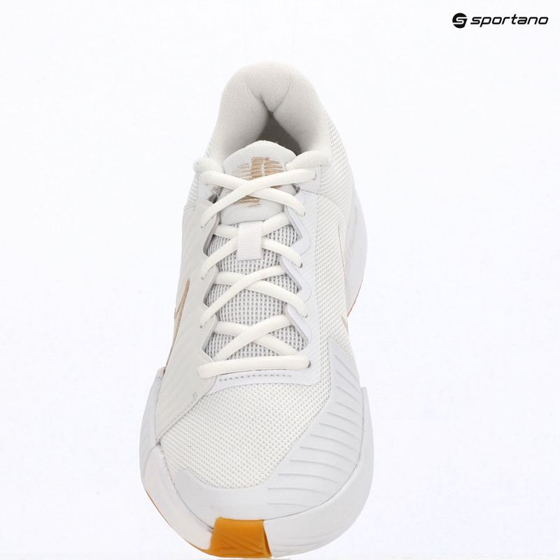 Női teniszcipő Nike GP Challenge Pro white/summit white/linen/light orewood brown 7