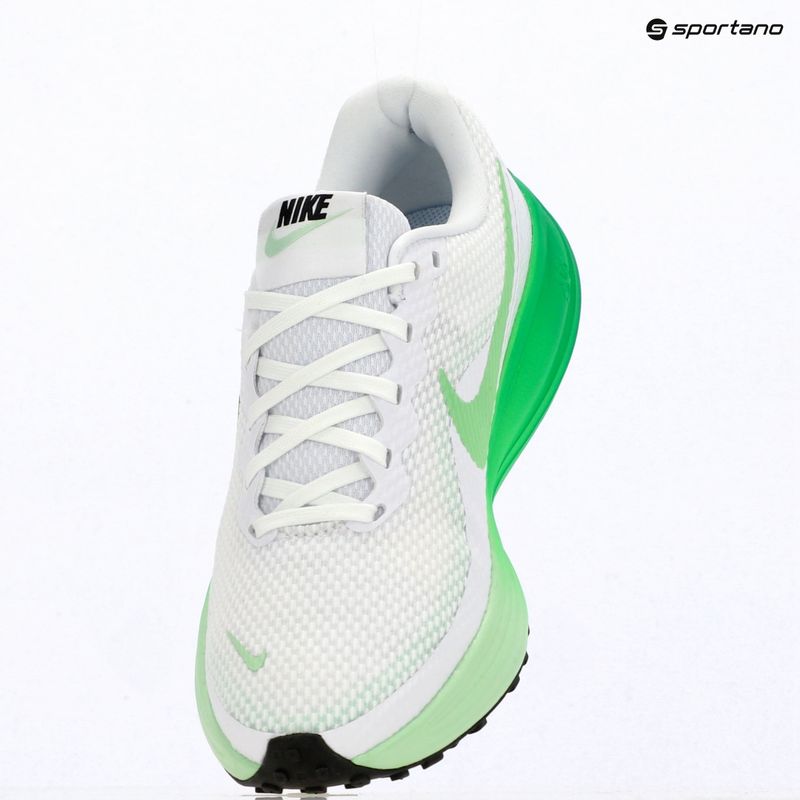 Női futócipők Nike Revolution 8 white/cucumber calm/illusion green 5