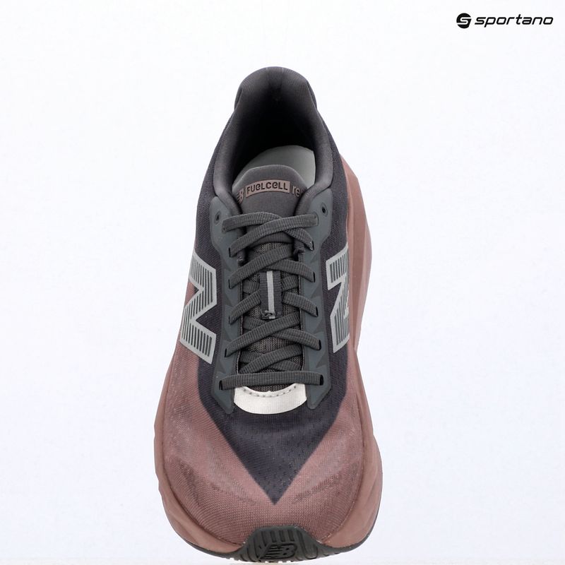 Férfi futócipők New Balance FuelCell Rebel V5 magnet/pebble 9