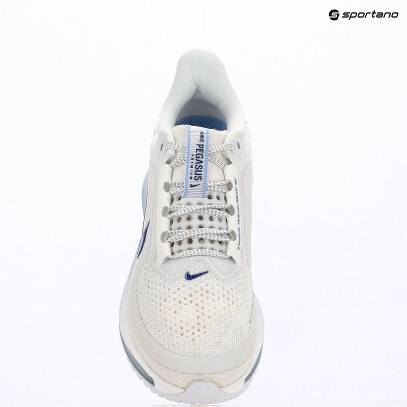Női futócipők Nike Pegasus Premium white/aluminum/sundial/mystic navy 18