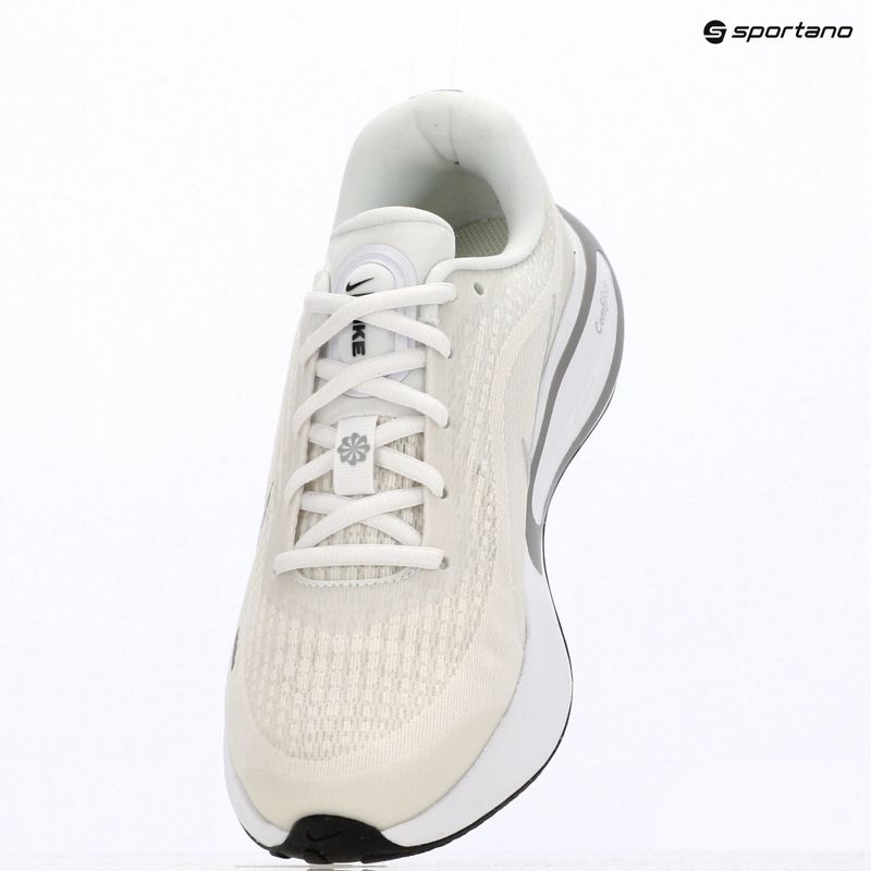 Női futócipők Nike Journey Run white/sail/black/metallic silver 14