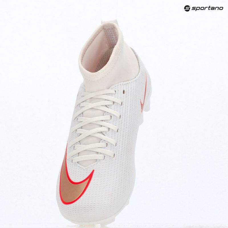 Gyermek focicipők Nike Jr. Mercurial Superfly 11 Club white/bright crimson/blur 9