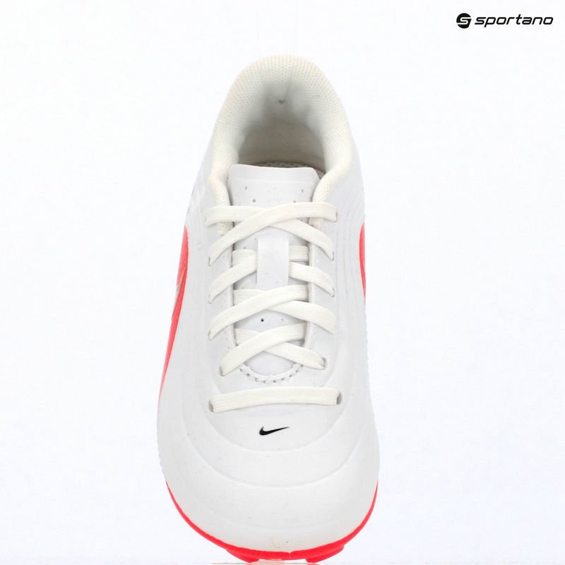 Gyermek focicipők Nike Jr. Tiempo Maestro Club White/Bright Crimson/Blur 8