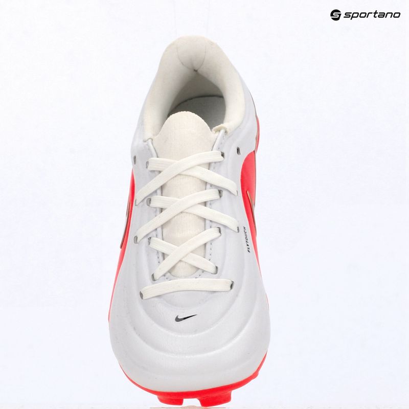 Gyermek focicipők Nike Jr. Tiempo Maestro Academy white/bright crimson/blur 8