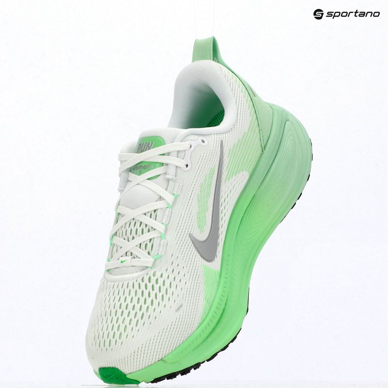 Női futócipők Nike Vomero 18 white/illusion green/metallic silver 18