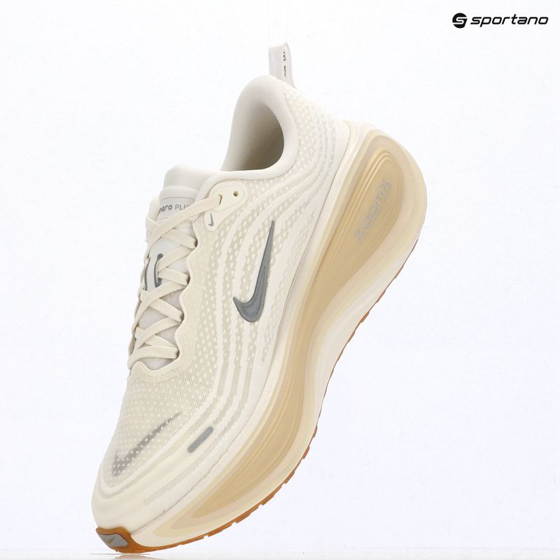 Férfi futócipők Nike Vomero Plus sail/coconut milk/metallic silver 16