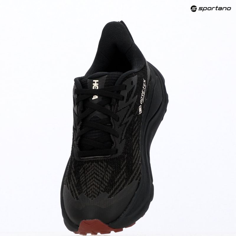 Női futócipők HOKA Challenger 8 GTX black/varsity burgundy 10