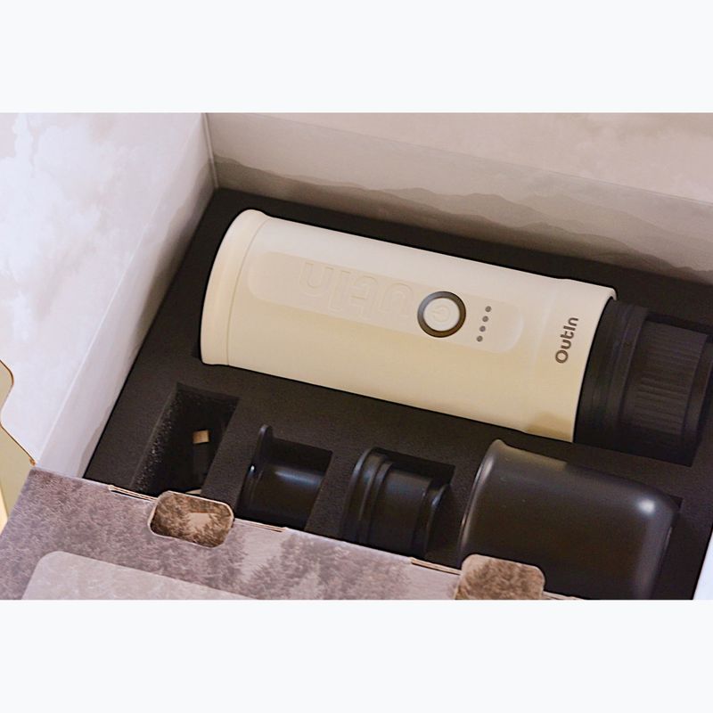 Hordozható kávéfőző OutIn Nano Portable Espresso peal white 5