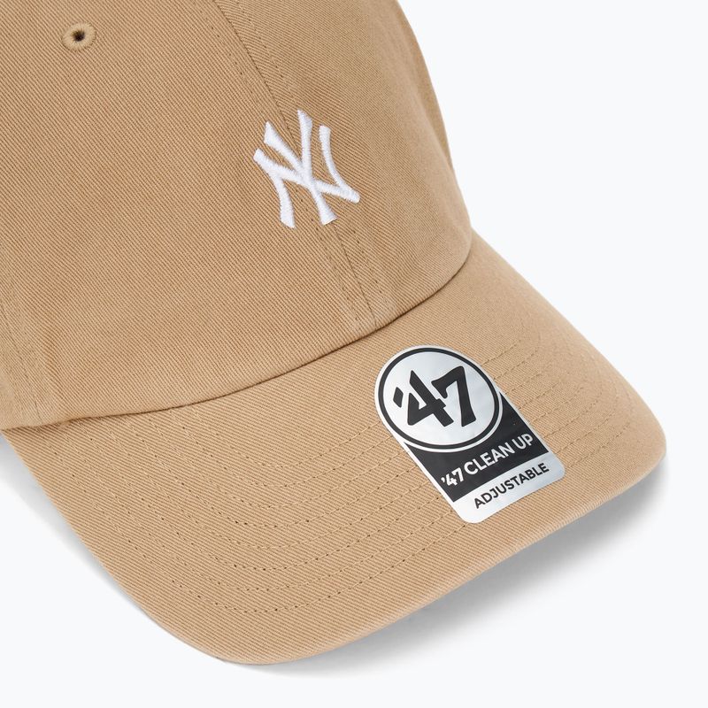 47 Márka MLB New York Yankees Base Runner sapka CLEAN UP khaki 3