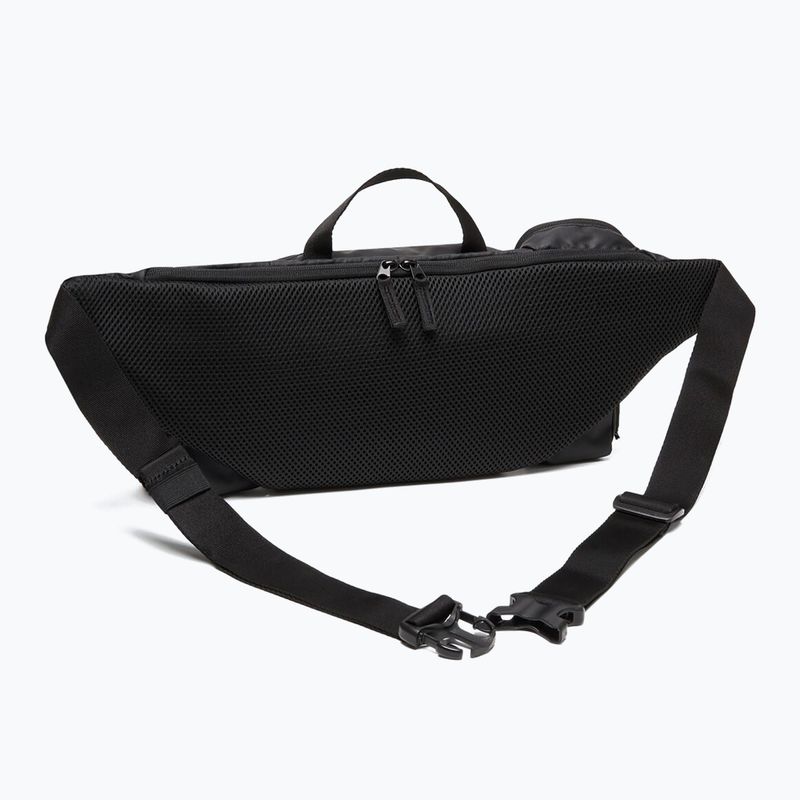 Övtáska Oakley Road Trip Rc Beltbag 4 l blackout 2