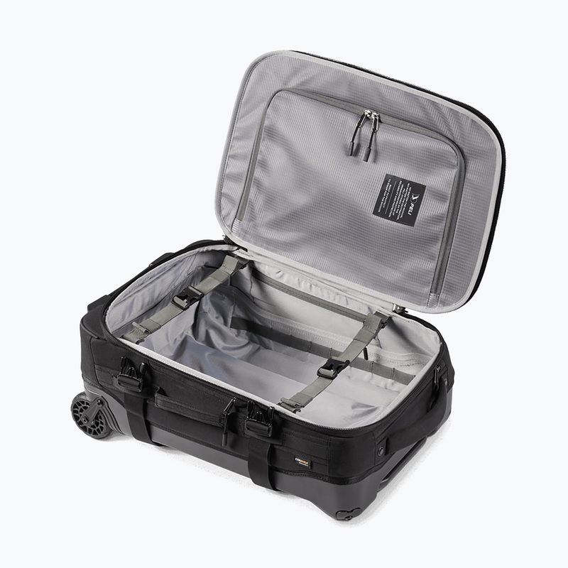 Utazó bőrönd PELI Aegis 30' 4-Wheels Hybrid Duffel 90 l black 7