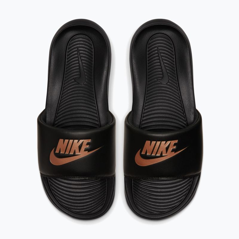 Női papucsok Nike Victori One Slide black/black/metallic red bronze 4