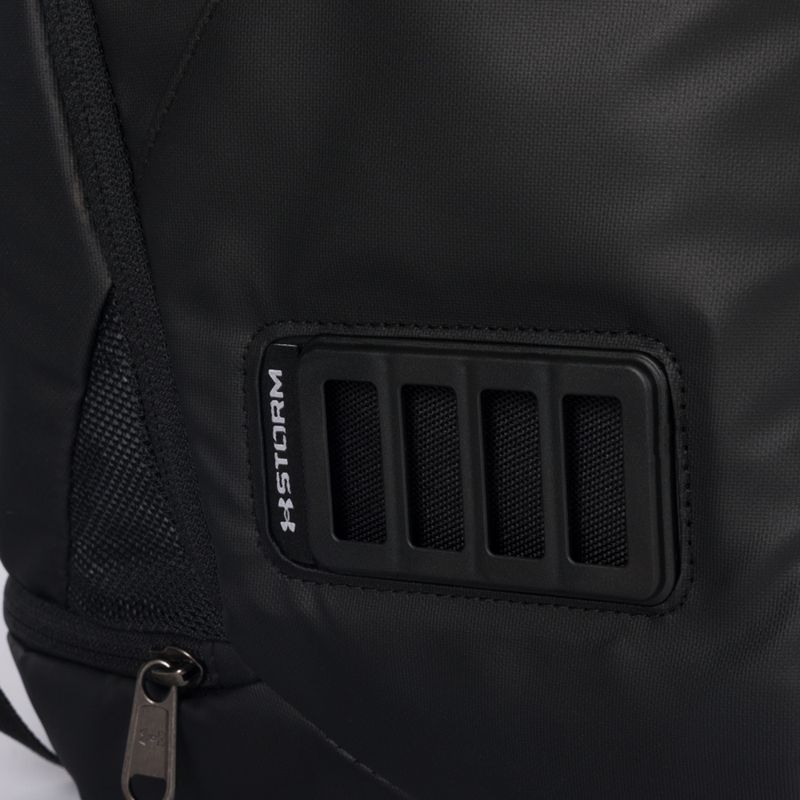 Under Armour Contain Duo Md Duffle edzőtáska fekete 1361226 5