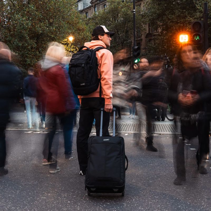 Dakine Status Roller utazótáska 42 l fekete 4