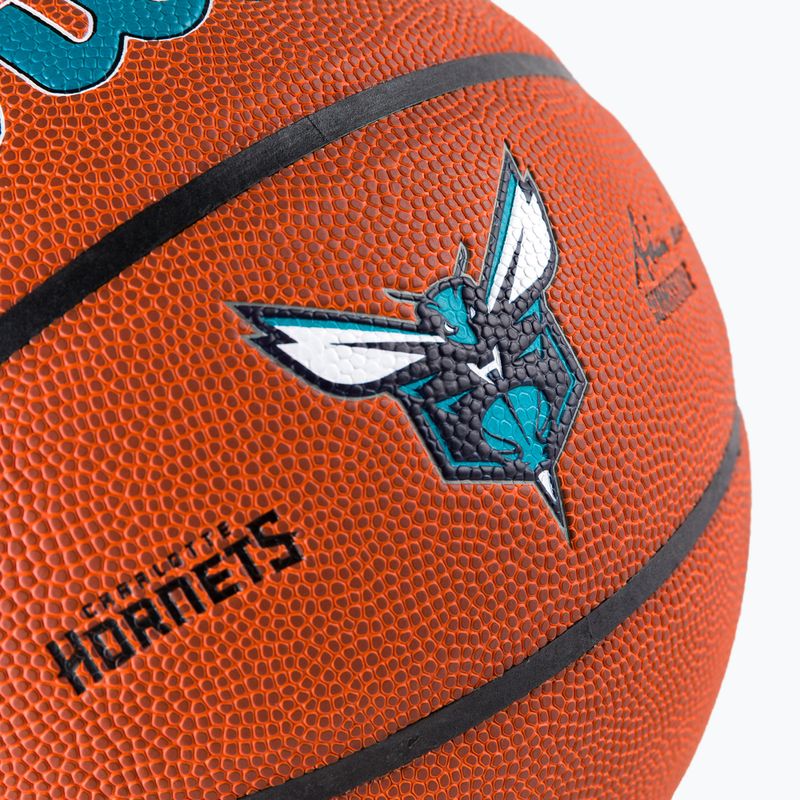 Wilson NBA Team Alliance Charlotte Hornets kosárlabda barna WTB3100XBCHA 3