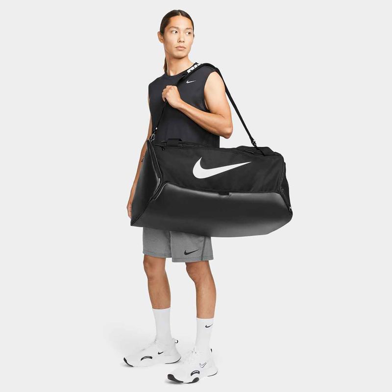 Nike Brasilia edzőtáska 9.5 95 l fekete/fekete/fehér 9