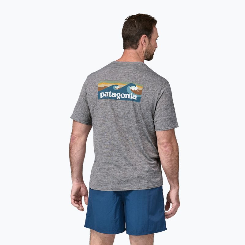 Férfi póló Patagonia Cap Cool Daily Graphic Shirt Waters boardshort logo abalone blue/grey 2