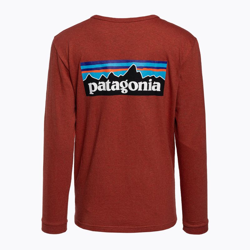 Női trekking póló Patagonia P-6 Logo Responsibili-Tee LS bojtos vörös 2