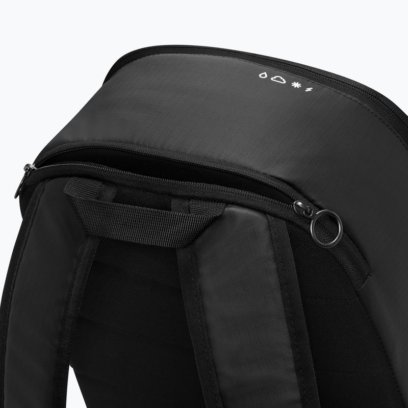 Városi hátizsák Nike Heritage 23 l black/black/smoke grey 5