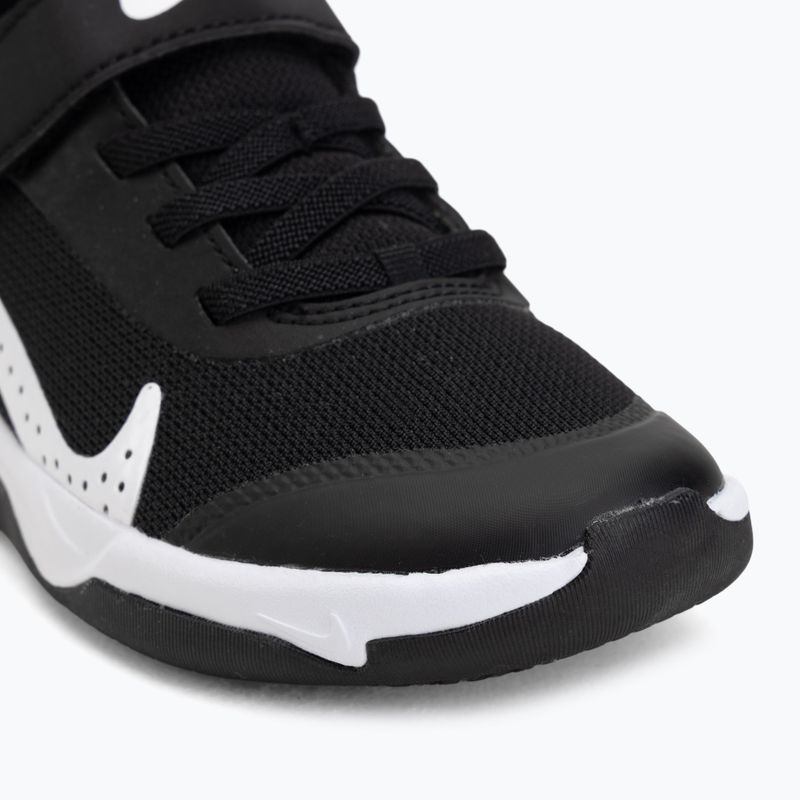Gyermekcipő Nike Omni Multi-Court black/white 7