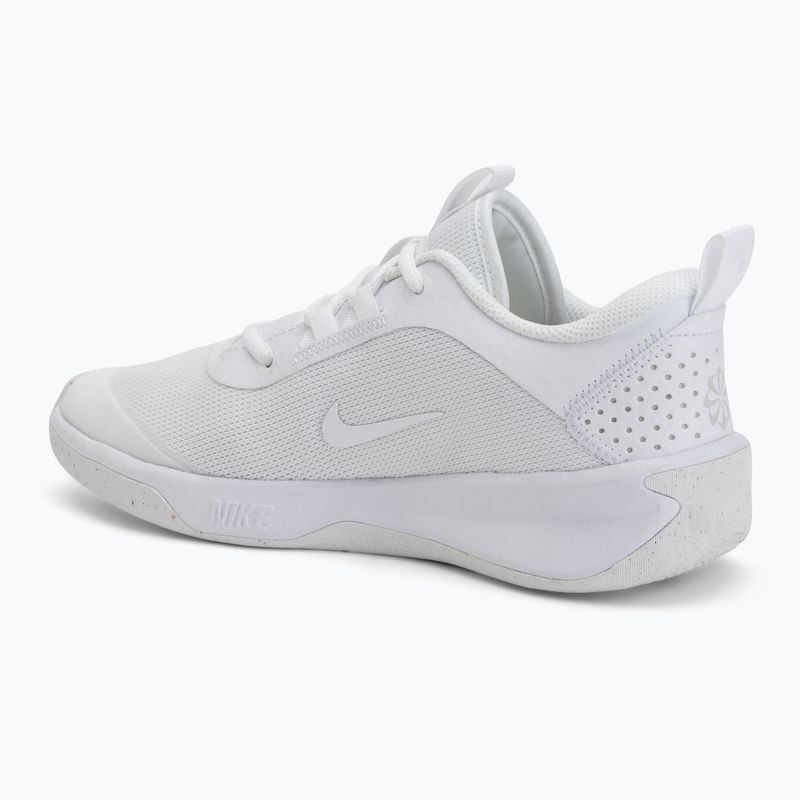 Gyerek cipő Nike Omni Multi-Court white/pure platinum/white 3