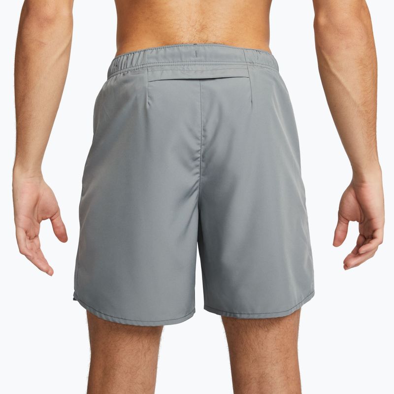 Férfi rövidnadrág Nike Challenger Dri-Fit smoke grey/smoke grey 3