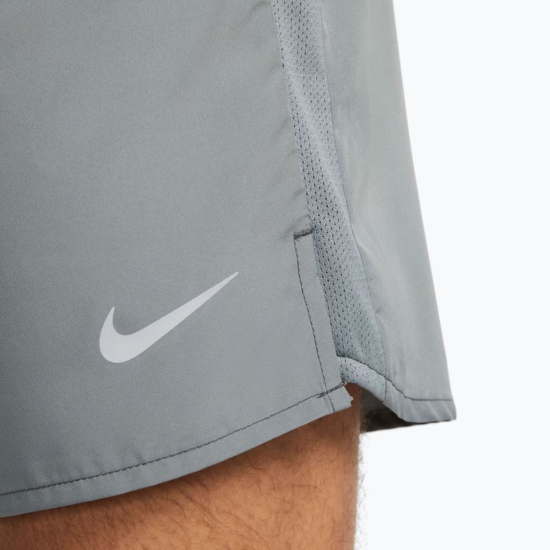 Férfi rövidnadrág Nike Challenger Dri-Fit smoke grey/smoke grey 6