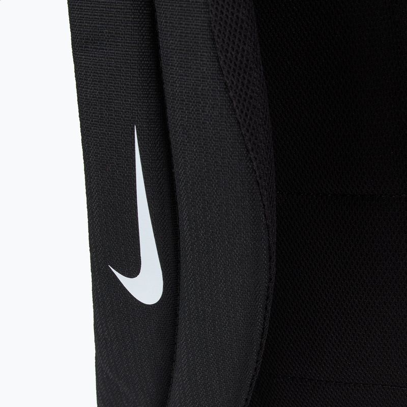 Gyerek városi hátizsák Nike Brasilia 18 l black/black/white 6