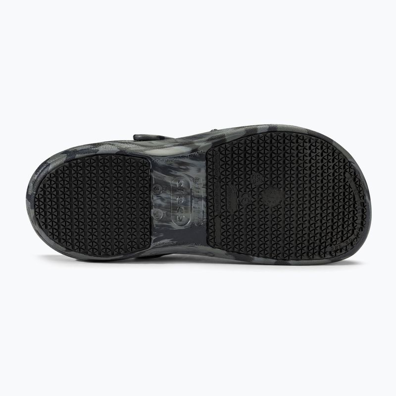 Papucs Crocs Bistro Work Graphic Clog deep navy/multi 5