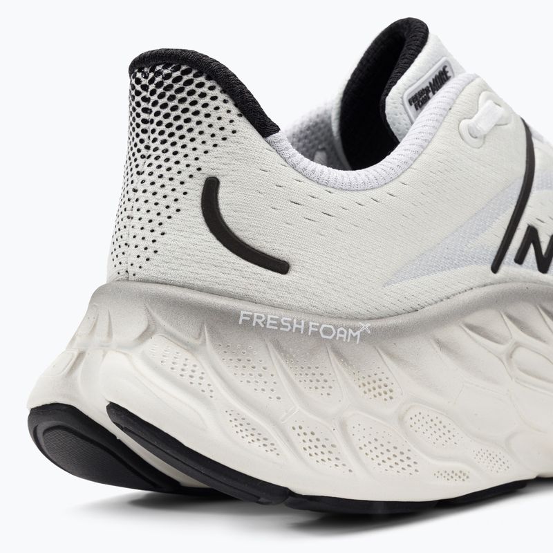 New Balance férfi futócipő WMOREV4 fehér NBMMORCW4 8