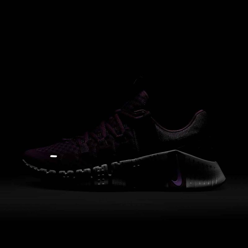 Női edzőcipők Nike Free Metcon 5 violet dust/plum eclipse/rush fuchsia 8