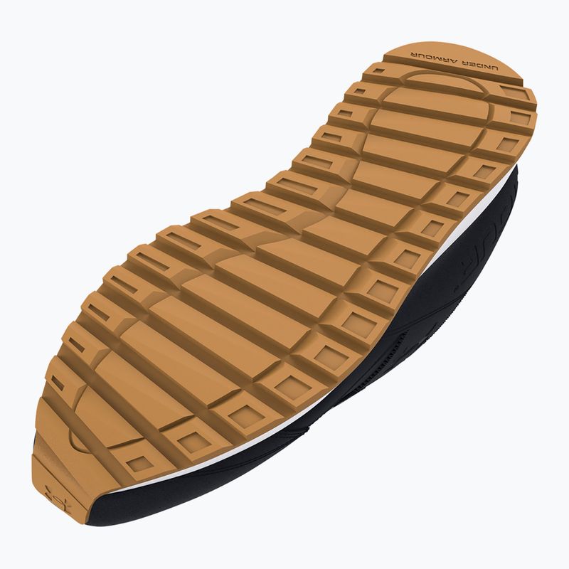 Női edzőcipő Under Armour Essential Runner fekete/fehér kvarc/fekete 3