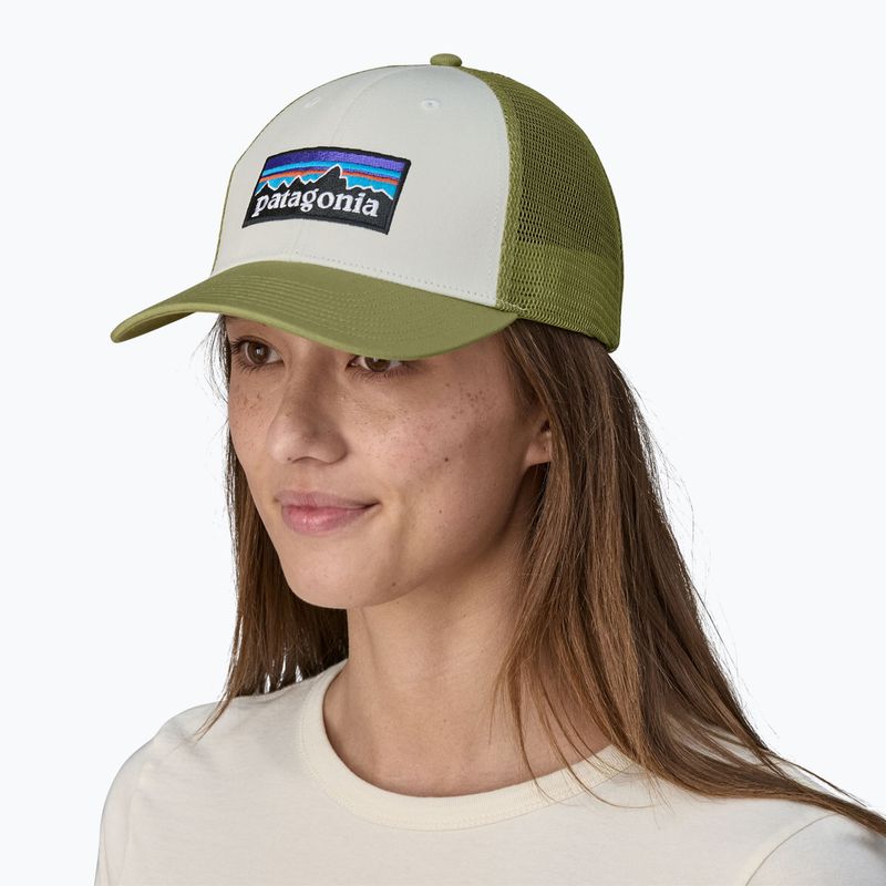 Baseballsapka Patagonia P-6 Logo LoPro Trucker white/buckhorn green 3