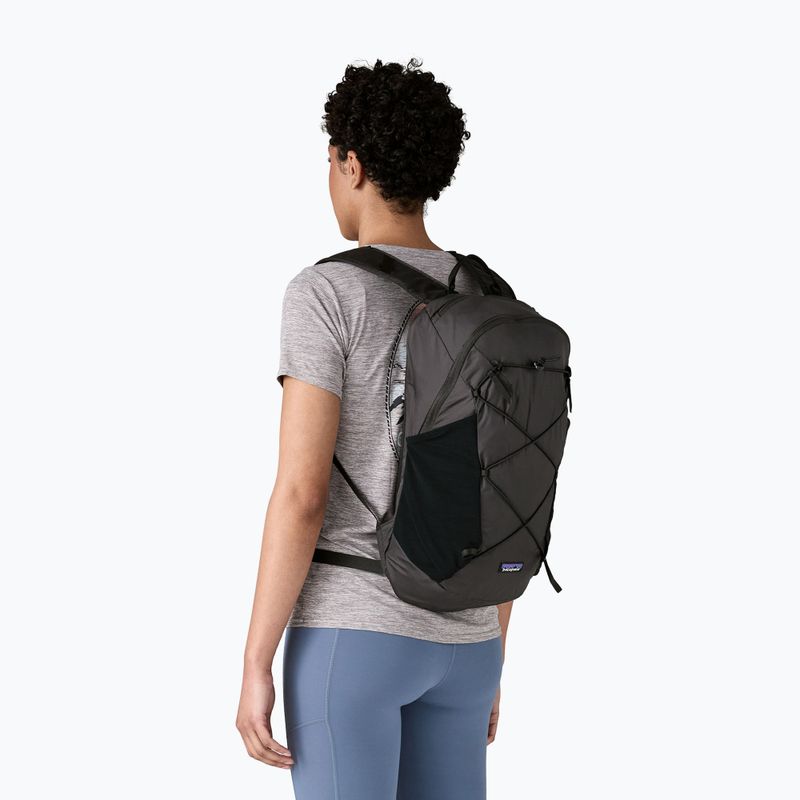 Patagonia Terravia Pack 14 l M fekete túra hátizsák 3