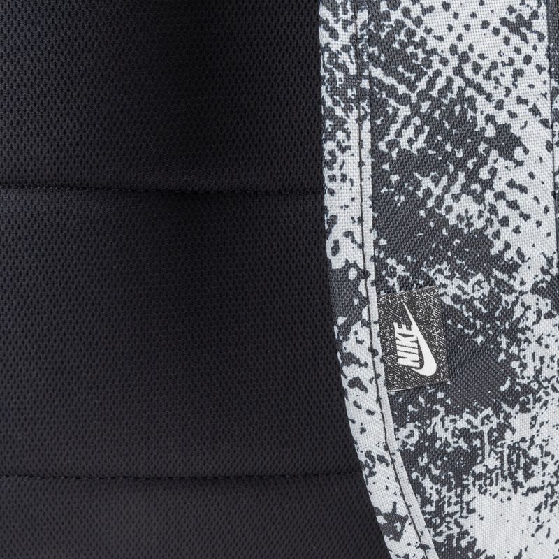 Nike Heritage 25 l hátizsák fehér/fekete/summit fehér 5
