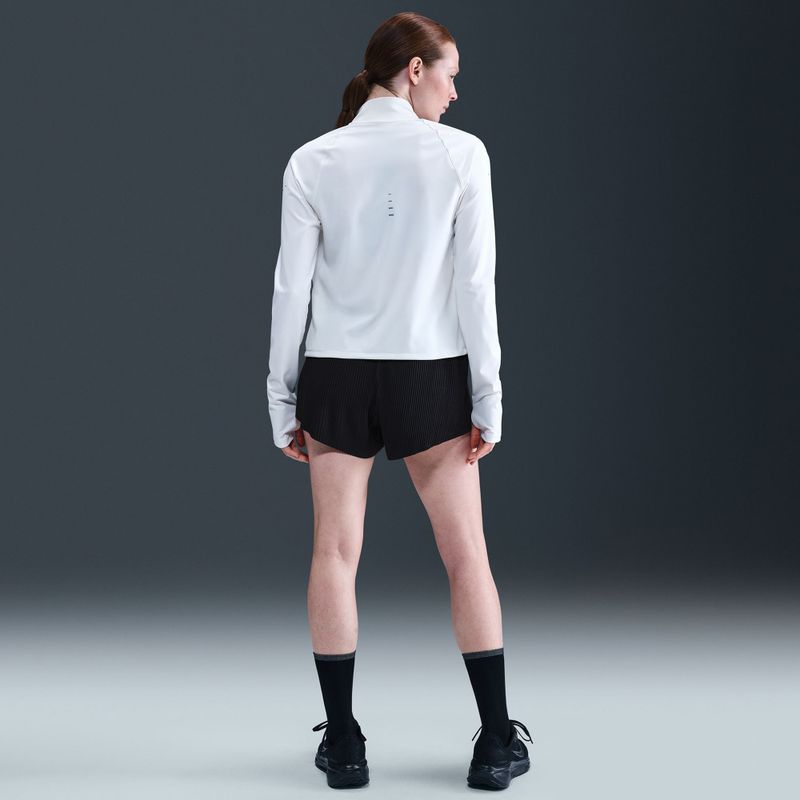 Női futó rövidnadrág Nike AeroSwift Dri-Fit ADV Mid-Rise 3" black/white 8