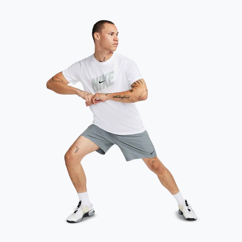 Férfi futó rövidnadrág Nike Form Dri-FIT 7" Unlined Versatile smoke grey/black 2