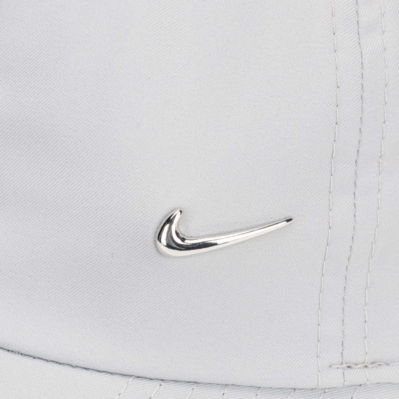 Nike Dri-Fit Club Unstructured fém Swoosh sapka világos füstszürke/metál ezüst 4