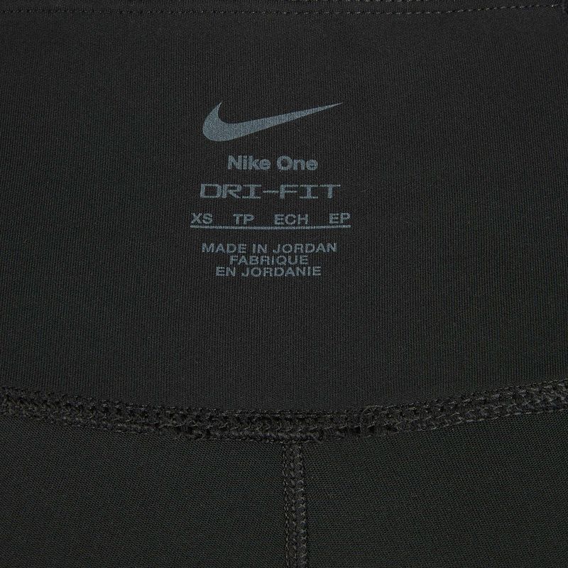 Női Nike One High-Waisted 5" Biker rövidnadrág fekete 4