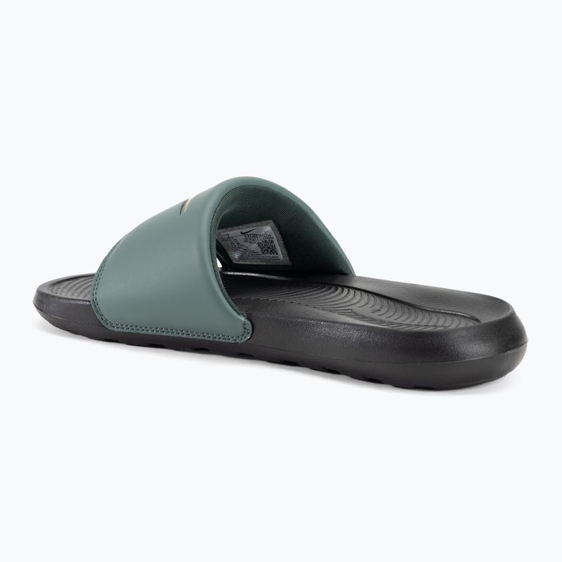 Férfi Nike Victori One Slide fekete/vintage zöld/bronzszínű flip-flopok 3